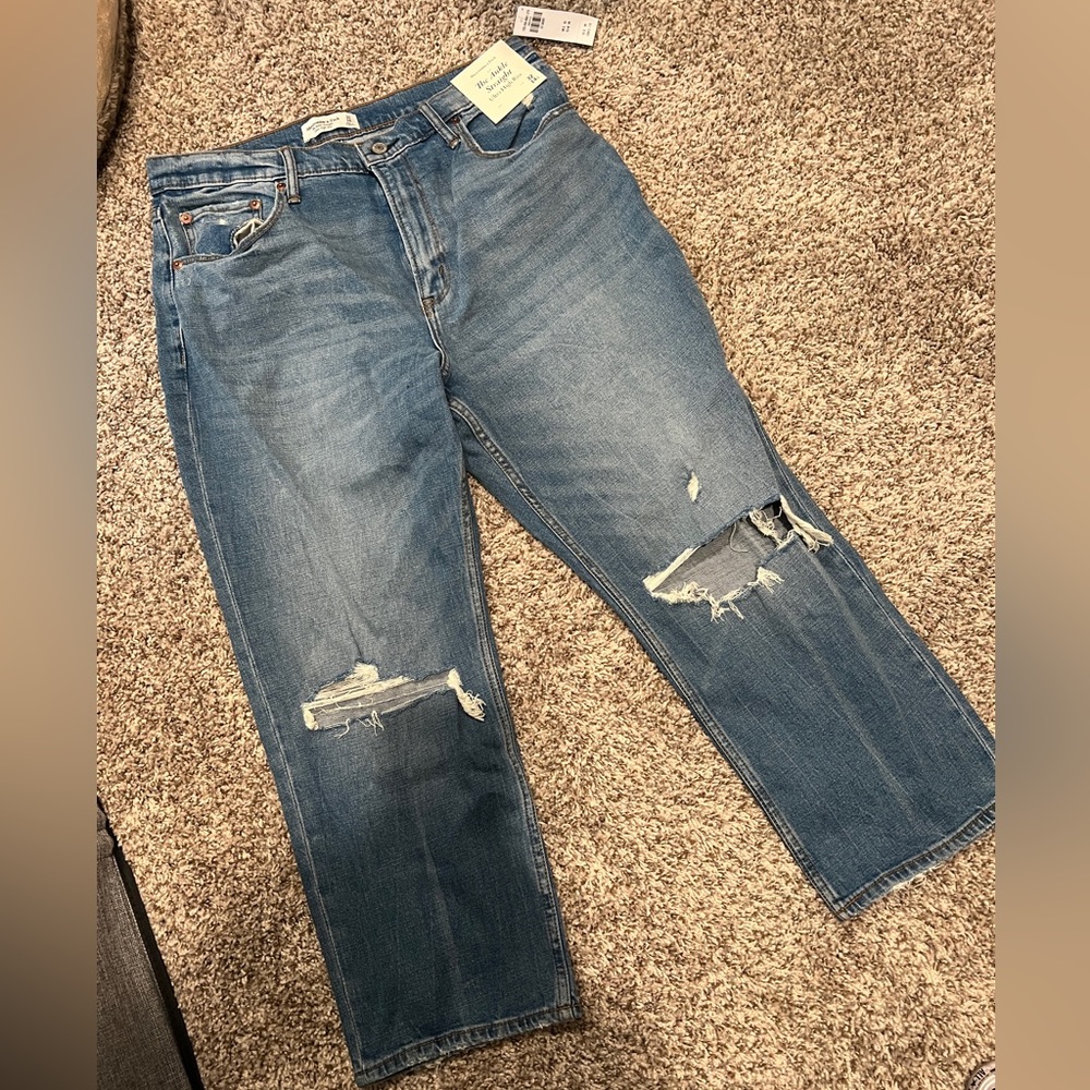 Abercrombie high rise distressed jeans